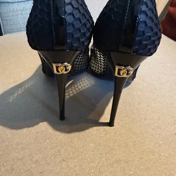 Dolce & Gabbana Black Mesh Heels - Picture 2 of 4